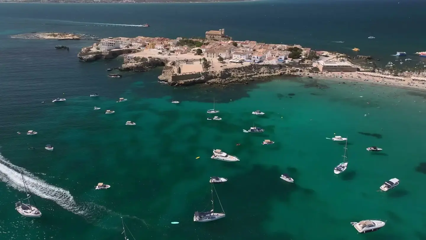 Navegando por la costa de Alicante